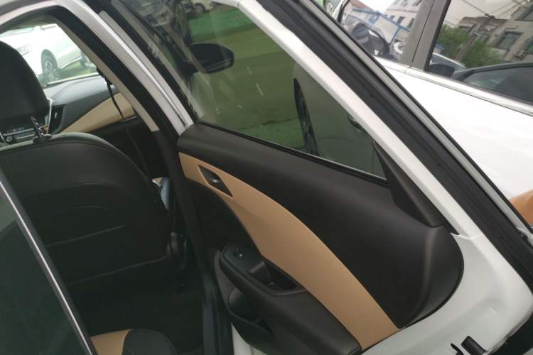 Used Chevrolet Monza 2022 320 Automatic Enjoyment Sunroof Version
