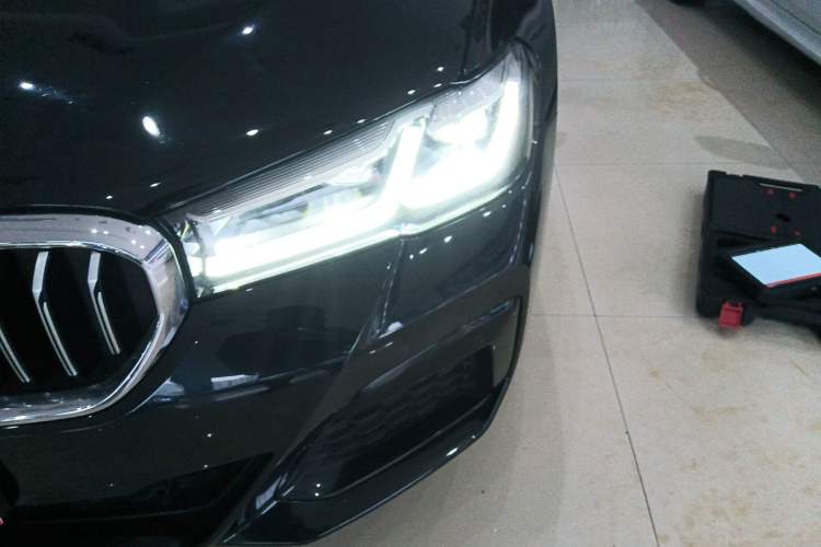 Used BMW 5 Series 2022 Second Facelift 530Li Leading Edition M Sport Package
