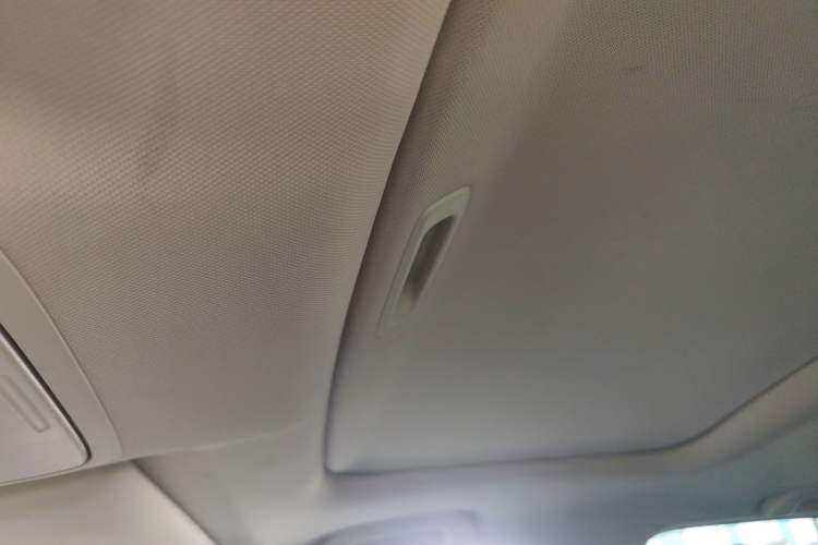 Used Honda CR-V 2013 2.4L Two-Wheel-Drive Luxury Edition
