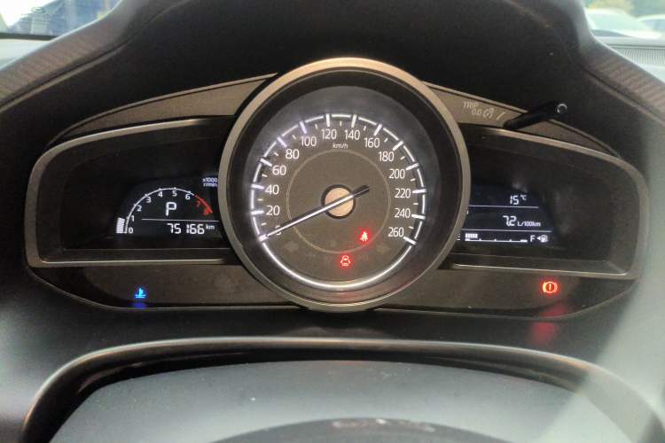 Used Mazda Mazda 3 Axela 2017 Sedan 1.5L Automatic Comfort Model Emission Standard China V
