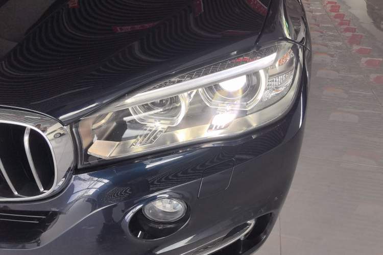 Used BMW X5 2018 xDrive28i
