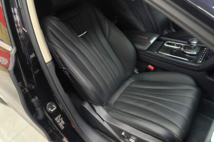 Used Hongqi H5 2023 1.5T DCT Smart Connect Flagship Edition
