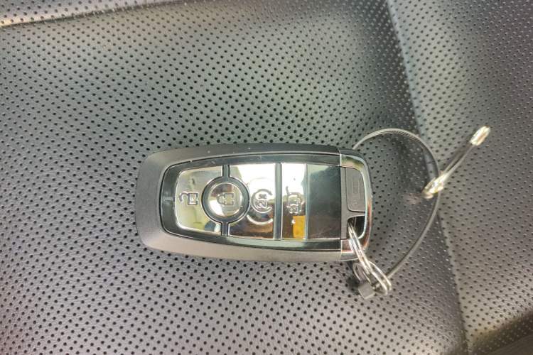 Used Lincoln Corsair 2020 2.0T Two-Wheel Drive Luxury Edition
