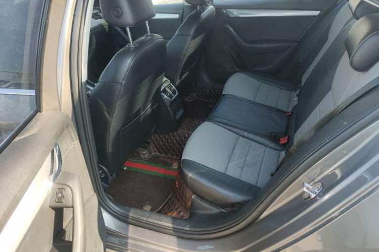 Used Skoda Octavia 2017 1.6L Automatic Chuanxing Edition
