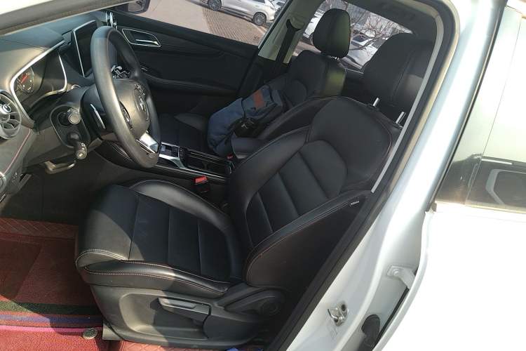 Used MG HS 2019 20T Automatic Two-Wheel Drive Luxury Edition China VI Standard