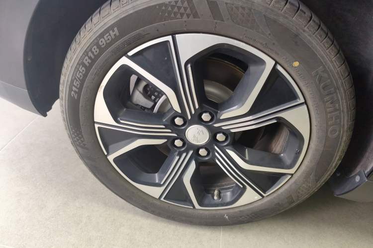 Used Hongqi E-QM5 2023 Base Travel Edition
