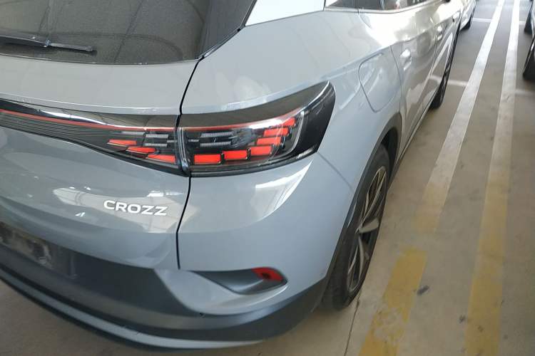 Used Volkswagen ID.4 CROZZ 2022 Long-Range Lite PRO Edition
