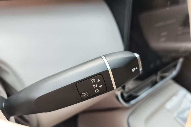 Used  S09 2025 Rear-Drive Ultra+
