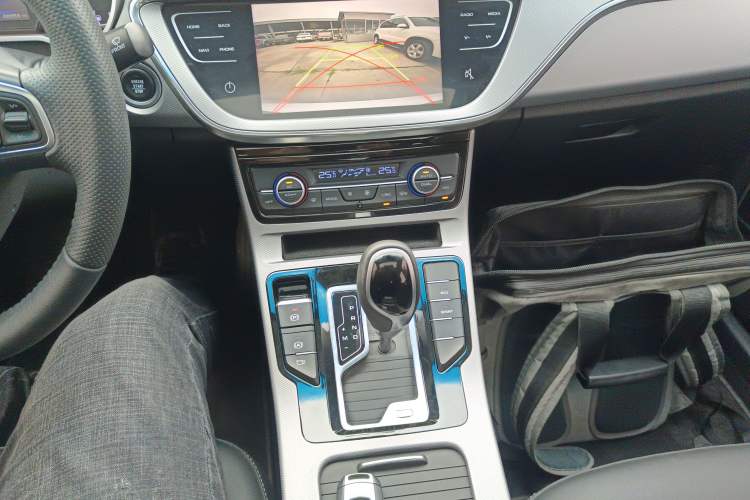 Used Geely Auto Emgrand GL 2019 1.4T CVT Elite Smart Edition
