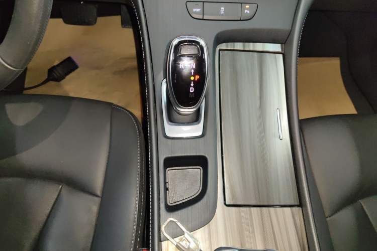 Used Buick LaCrosse 2022 652T Luxury Version
