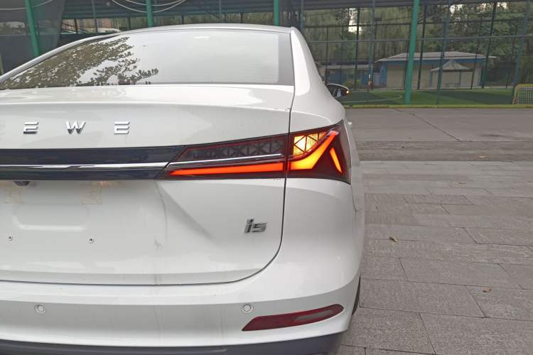 Used Roewe i5 