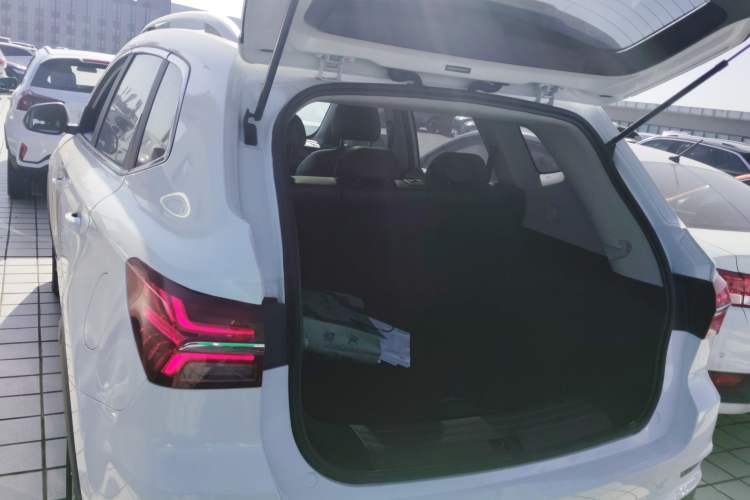 Used Roewe RX5 2022 330TGI Automatic National Style Edition
