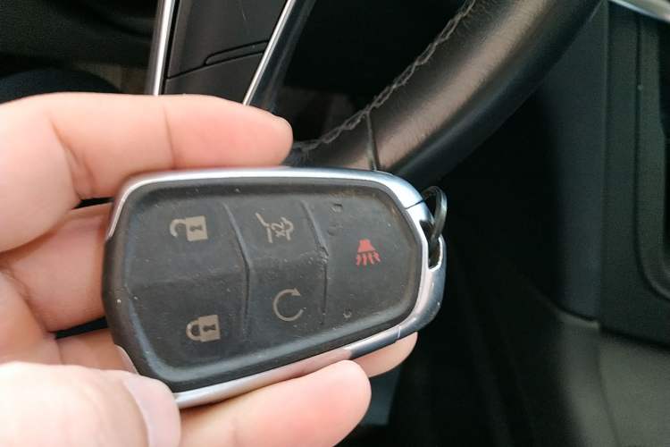 Used Cadillac XT5 2018 25T Luxury Model
