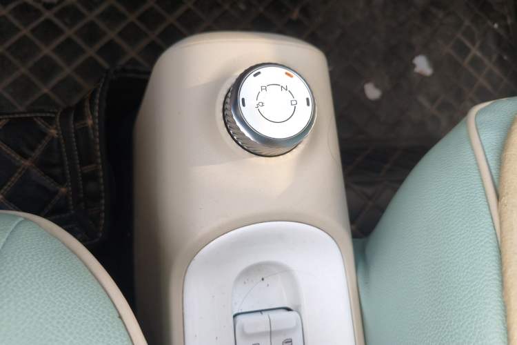 Used Wuling Hongguang MINIEV 2024 3rd Generation 215km Advanced Version