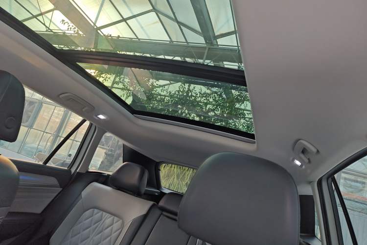 Used Volkswagen Talagon 2023 380TSI Four-Wheel Drive R-Line Cruise Edition
