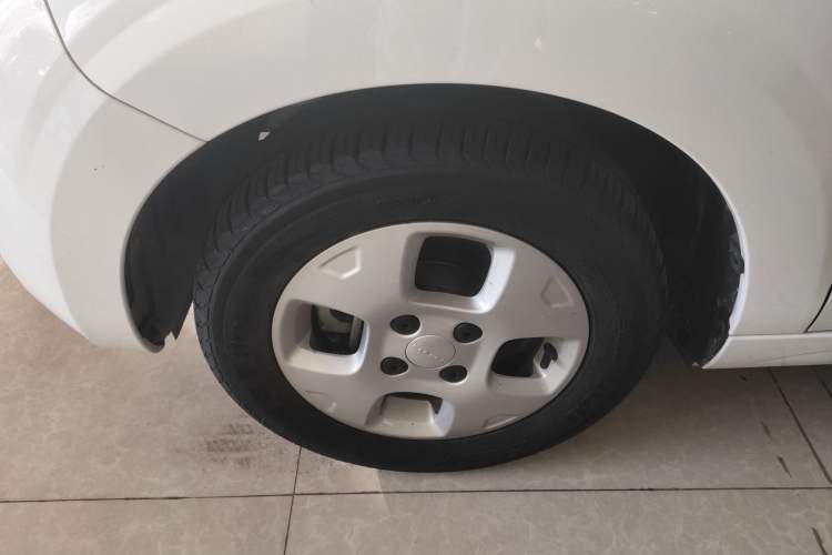 Used Roewe Clever 2021 302 km New Four-Seater Super-Efficient Version