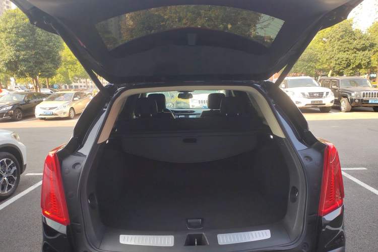 Used Cadillac XT5 2018 25T Luxury Model
