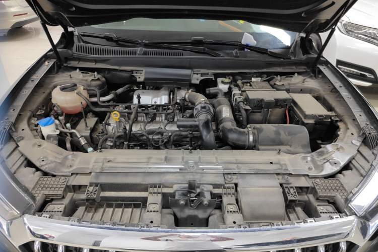 Used Hongqi HS5 2022 Revised Version 2.0T Smart Connect Flagship Edition
