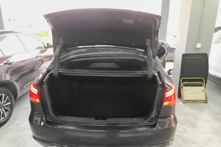 Used Changan Raeton CC 2018 1.5T Automatic Zhiya Model China V Standard
