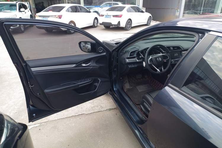 Used Honda Civic 2019 220TURBO CVT Dynamic Edition China VI
