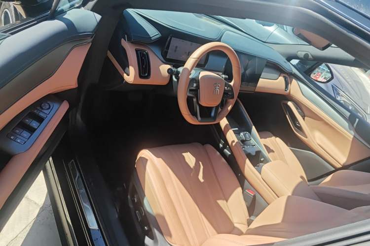 Used BYD Song L EV 2025 Intelligent Driving Version 602 km Range LiDAR-equipped All-Wheel-Drive Type
