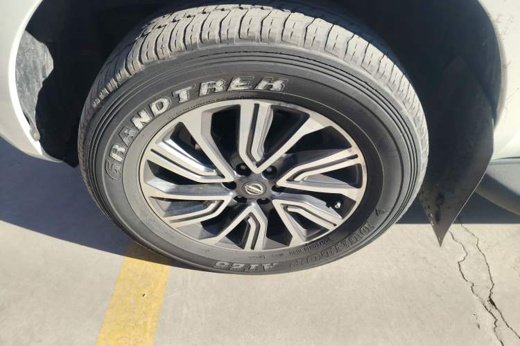 Used Nissan Terra 2020 2.5L XL Upper 4WD Automatic Four-Wheel Drive Luxury Edition
