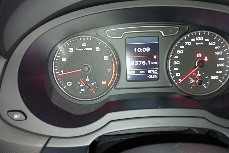 Used Audi Q3 2016 35 TFSI Collection Edition quattro Enjoyment Model
