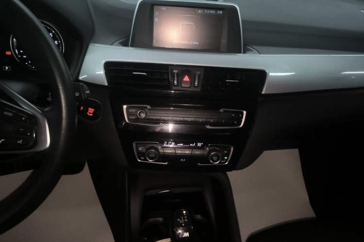 Used BMW X1 2019 sDrive20Li Leading Model
