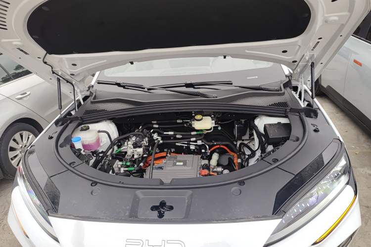 Used BYD Song PLUS New Energy 2025 EV Intelligent Driving Version 520km Premium Model
