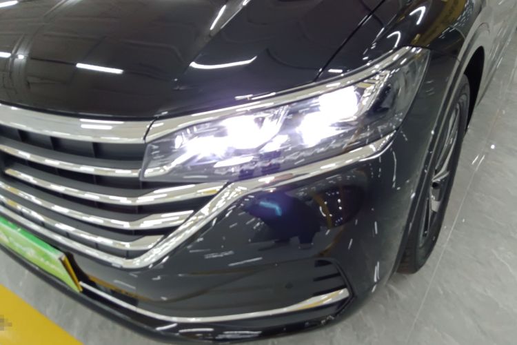 Used Volkswagen Viloran 2023 380TSI Luxury Edition
