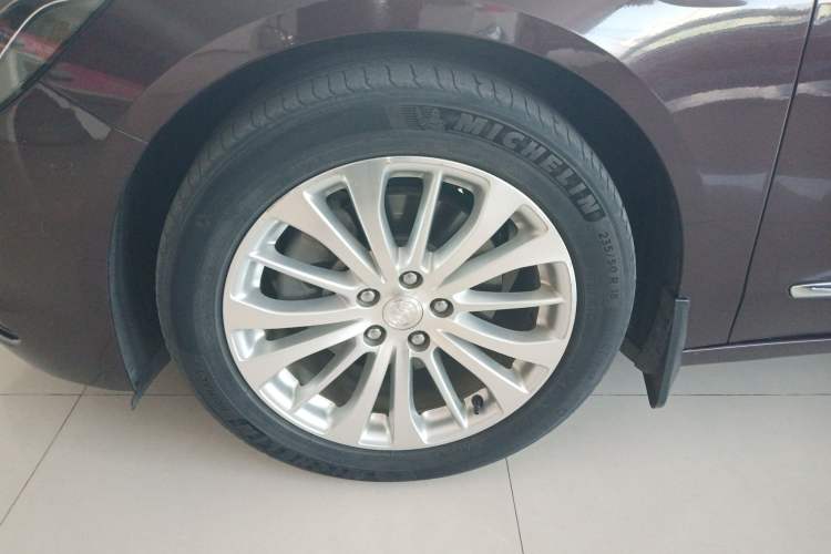 Used Buick LaCrosse 2018 28T Elite Edition