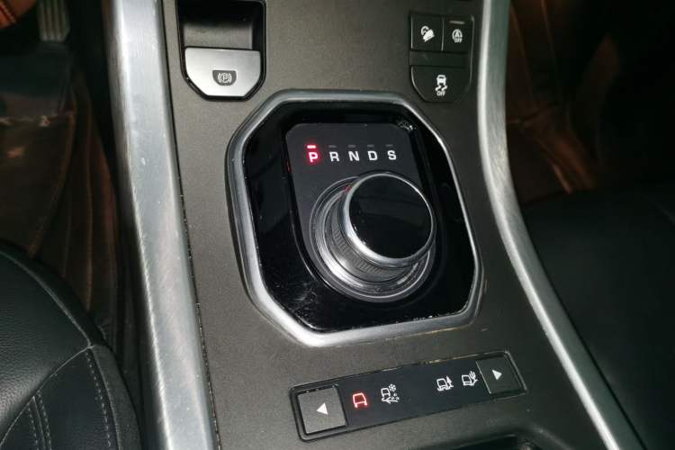 Used Land Rover Range Rover Evoque 2018 240 PS SE Smart Brilliance Edition