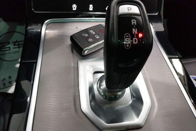 Used Land Rover Range Rover Evoque 2020 249 PS Youth Edition
