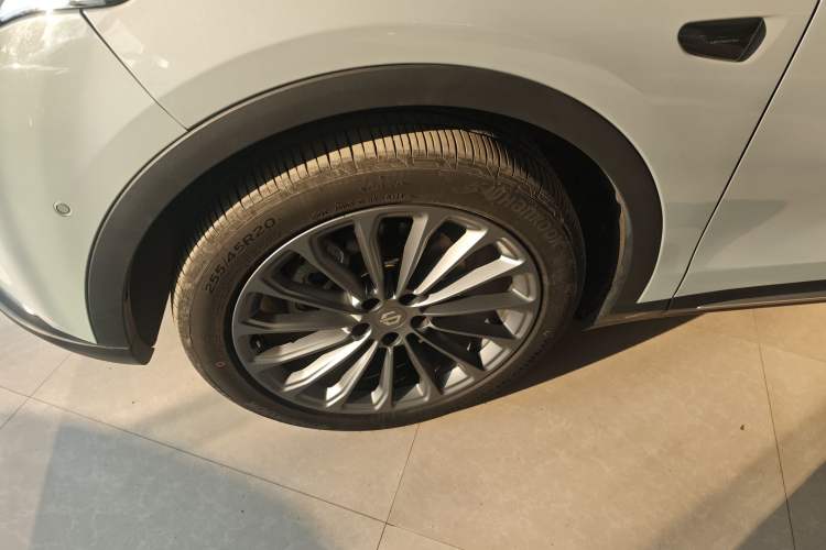 Used Leapmotor C11 2024 Range-Extended 300 Luxury Edition
