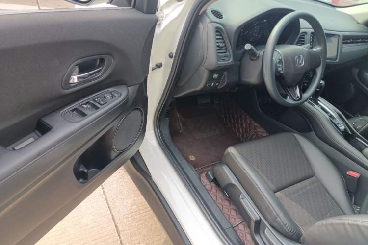 Used Honda Vezel 2020 1.5L CVT Pioneer Edition