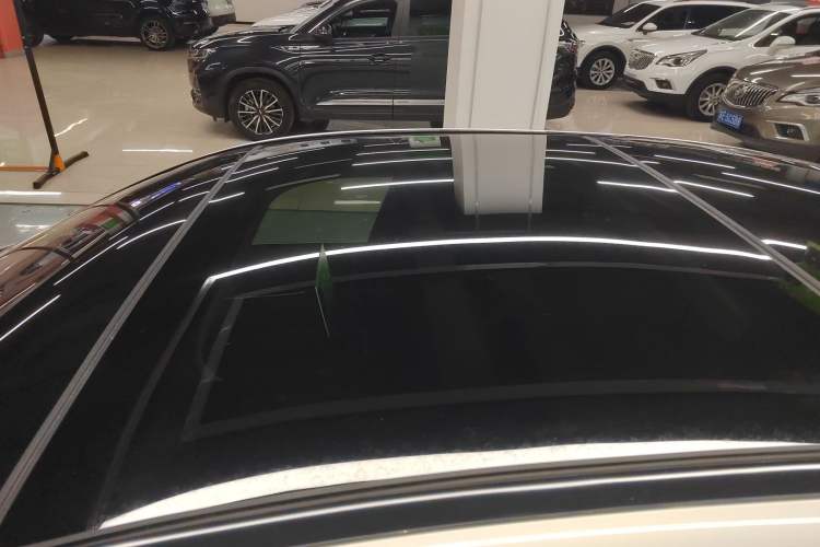 Used Mercedes-Benz E-Class 2016 E 300 L Luxury Model
