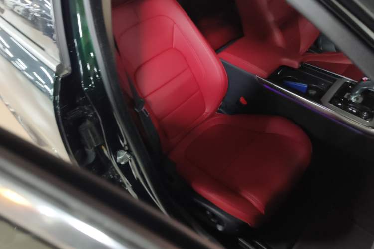 Used Jaguar XEL 2022 2.0T 250 PS R-DYNAMIC S Advanced Sport Edition
