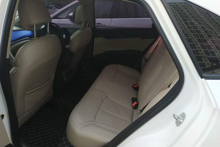 Used Buick GT 2019 15T Dual-Clutch Connected Elite Model China VI
