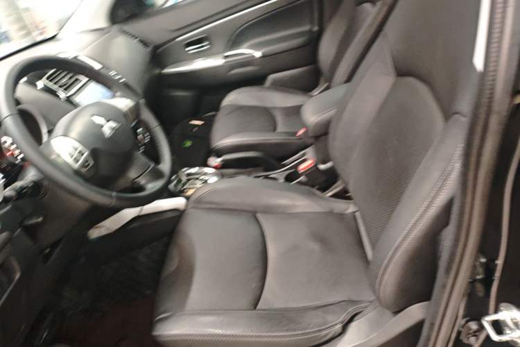 Used Mitsubishi ASX 2016 2.0L CVT Two-Wheel Drive Navigation Edition
