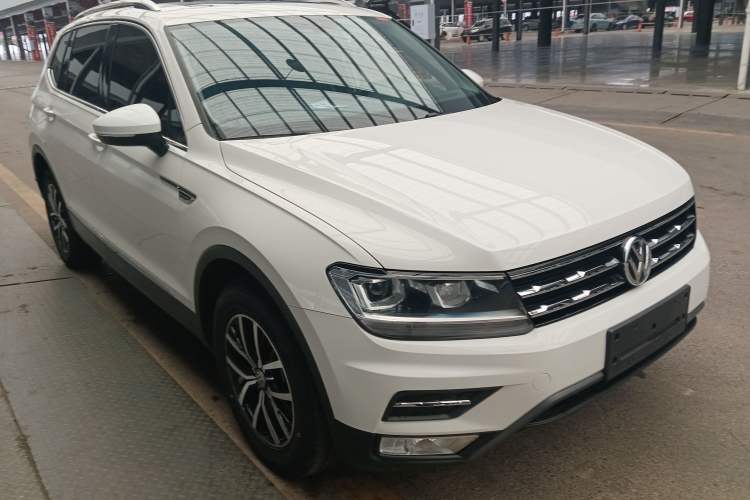 Used Volkswagen Tiguan L 2018 330TSI Automatic Two-Wheel Drive Luxury Edition