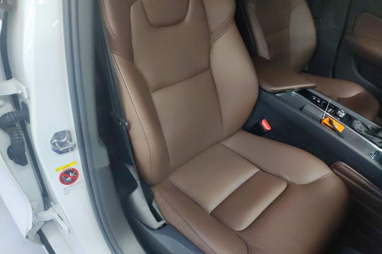 Used Volvo S60 2020 T4 Zhiyi Luxury Edition
