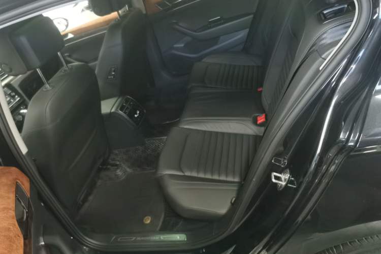 Used Volkswagen Magotan 2018 Facelift 380TSI DSG Luxury Version
