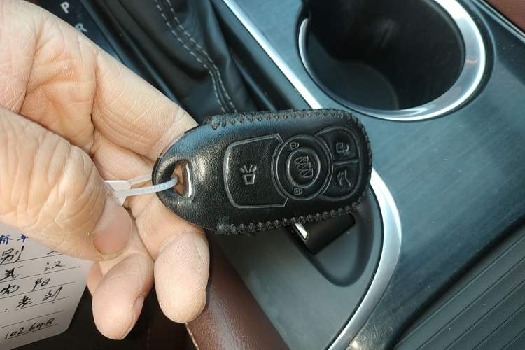 Used Buick Envision 2021 532T Two-Wheel-Drive Luxury Version