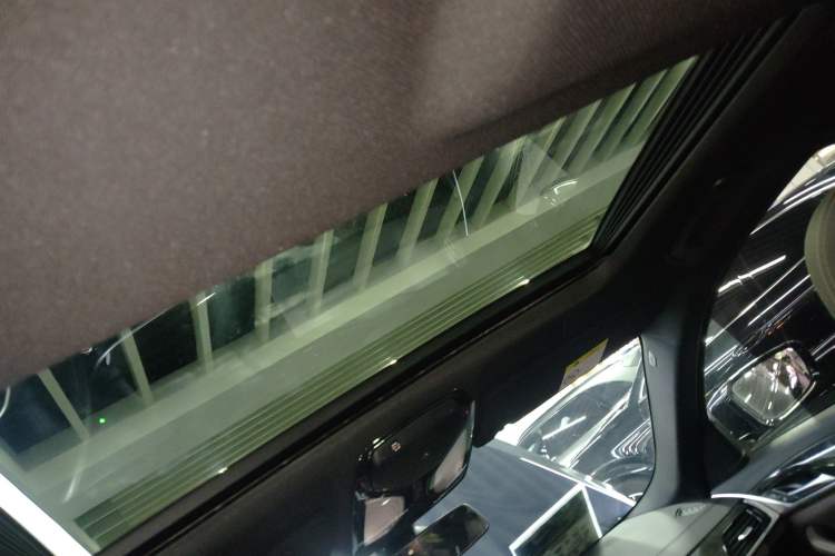 Used BMW 5 Series 2019 525Li M Sport Package