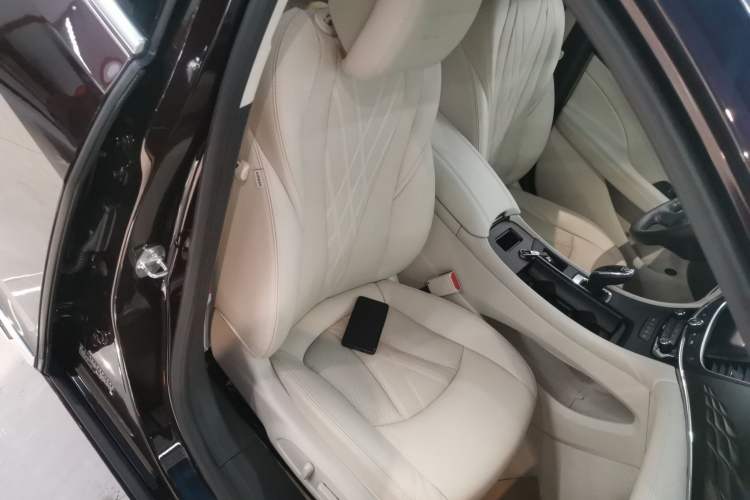 Used Buick LaCrosse 2022 Avenir Avia First Edition
