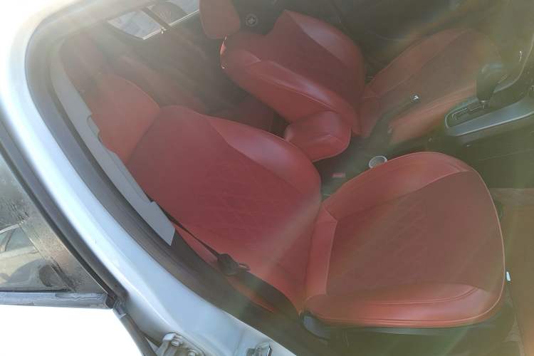 Used Chevrolet Cruze 2015 Hatchback 1.6L Automatic Comfort Edition