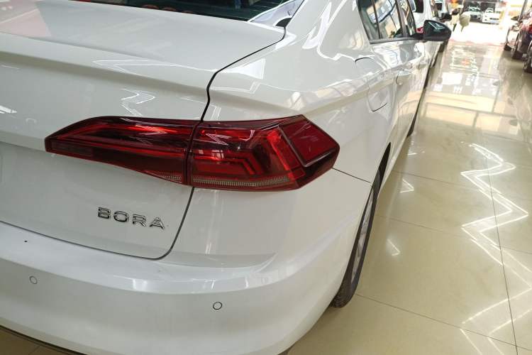 Used Volkswagen Bora 2021 1.5L Automatic Fashionable Smart Connectivity Version