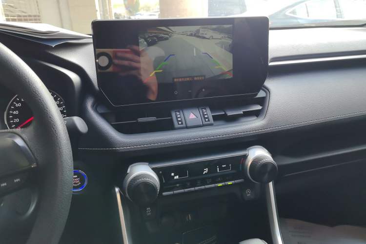 Used Toyota Wildlander 2023 2.0L CVT Two-Wheel Drive Leading Edition