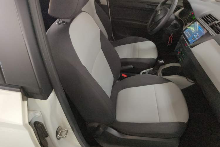 Used Skoda Fabia 2017 1.4L Automatic Car Enjoy Edition
