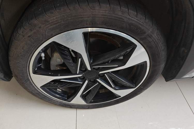 Used  L7 2023 1.5T 115 km Starship
